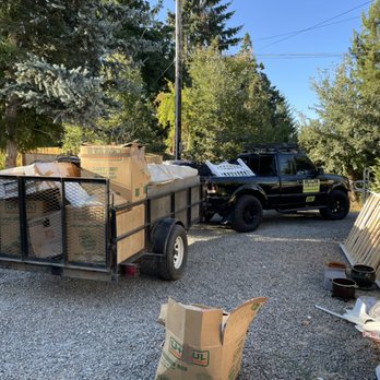 Gold’s Hauling & Junk Removal - Are you moving? We can haul away any of your unwanted items from your home to make your moving as quick and efficient as possible. - Junk Removal & Hauling Near Me - Hubbard, Oregon Gold’s Hauling & Junk Removal - Are you moving? We can haul away any of your unwanted items from your home to make your moving as quick and efficient as possible. - Junk Removal & Hauling Near Me - Hubbard, Oregon