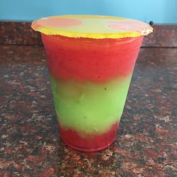 805 Boba - Strawberry kiwi slushy with strawberry boba at the bottom $4 - Very refreshing - Bubble Tea Near Me - Santa Barbara, California