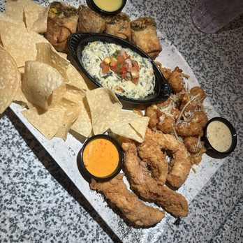 Rainforest Cafe - American Near Me - Las Vegas, Nevada