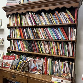 Arvida Book Co - Used Bookstore Near Me - Tustin, California Arvida Book Co - Used Bookstore Near Me - Tustin, California