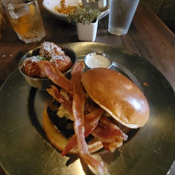 Eureka! - Black n blue burger with Mac n cheese balls and old fashioned in back - Burgers Near Me - Ontario, California Eureka! - Black n blue burger with Mac n cheese balls and old fashioned in back - Burgers Near Me - Ontario, California