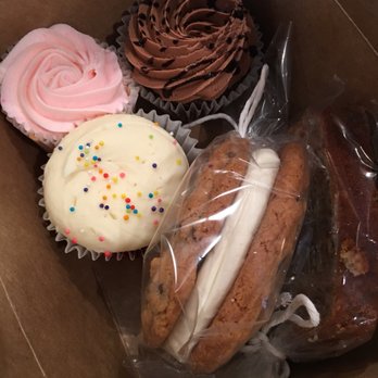 Maddie Cakes - Coffee & Tea Near Me - Advance, North Carolina