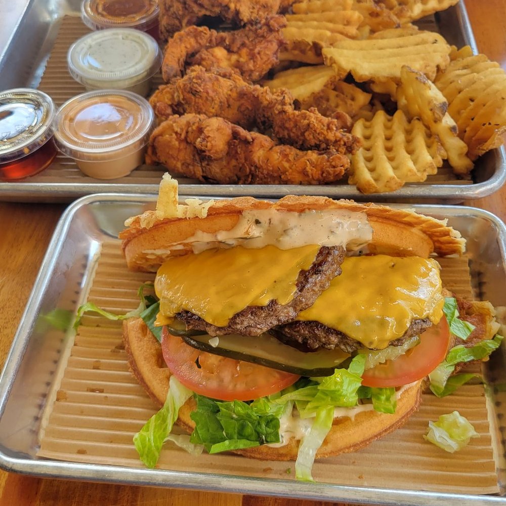 Bruxie - Bruxie burger + 5 tenders plate - Sandwiches Near Me - Orange, California