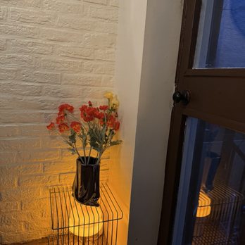 Savoré - Inside - Thai Near Me - Brooklyn, New York Savoré - Inside - Thai Near Me - Brooklyn, New York