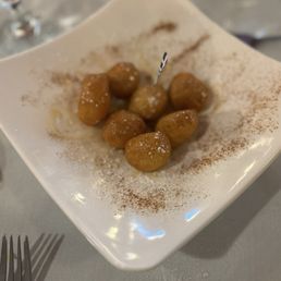 lukumades with honey and cinnamon