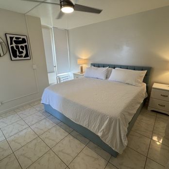 Pono Home Cleaning - Bedroom space - Home Cleaning Near Me