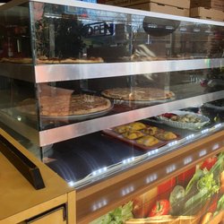 NY Halal Chicken & Pizza - Slice pizzas area