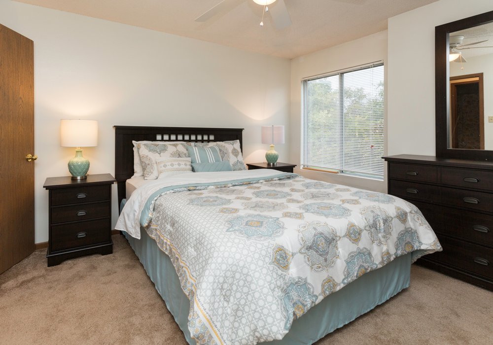 HAMLET APARTMENTS Updated August 2024 52 Photos 2210 Ep True Pkwy, West Des Moines, Iowa