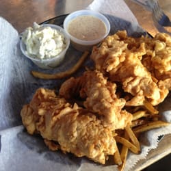 4 piece with slaw and Cajun sauce.