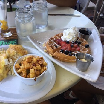 Hash Kitchen - The crab lump Benedict and the berry waffle - Breakfast & Brunch Near Me - Scottsdale, Arizona Hash Kitchen - The crab lump Benedict and the berry waffle - Breakfast & Brunch Near Me - Scottsdale, Arizona