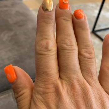 Malibu Mobile Nails - The other hand - Nail Technicians Near Me