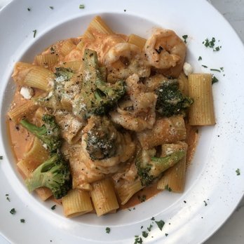 Fumo - Shrimp and Broccoli Rigatoni - Pizza Near Me - New York, New York Fumo - Shrimp and Broccoli Rigatoni - Pizza Near Me - New York, New York