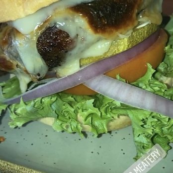 Donovan's Meatery - Donovan's burger - Steakhouses Near Me - Riverview, Florida