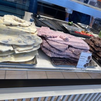 Venchi - Gelato Near Me - Santa Clara, California
