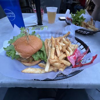 Relax Grill at Lake Eola - Cheeseburger and fries - Greek Near Me - Orlando, Florida Relax Grill at Lake Eola - Cheeseburger and fries - Greek Near Me - Orlando, Florida
