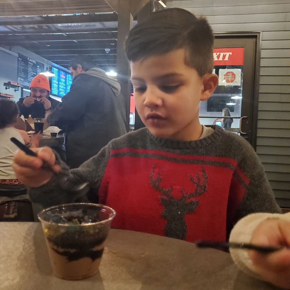 iWingz - $3 dirt cups and mac and cheese ftw!!! Kids loved it - Chicken Wings Near Me - Salem, Oregon iWingz - $3 dirt cups and mac and cheese ftw!!! Kids loved it - Chicken Wings Near Me - Salem, Oregon