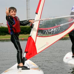 Hove Lagoon Watersports Centre - Learning to Windsurf