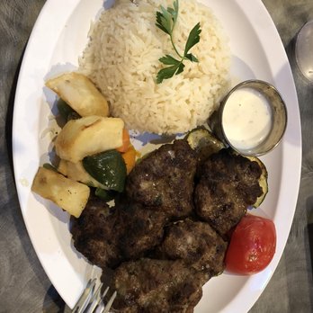 Zizi's Cafe - Mediterranean Near Me - Chicago, Illinois