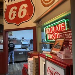 Roy's Pizza & Pasta