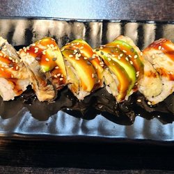 Yamato Japanese Resturant - Dragon roll sushi