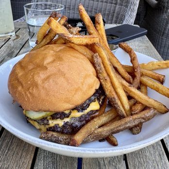 Tinys No 5 - Lucky Burger - New American Near Me - West University Place, Texas Tinys No 5 - Lucky Burger - New American Near Me - West University Place, Texas