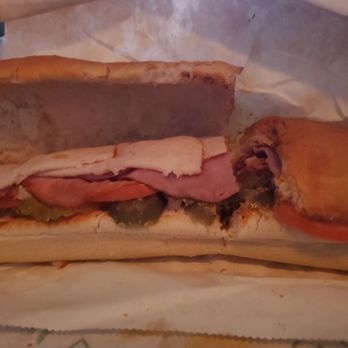 Subway - THIS IS NOT A TUNA ON FLATBREAD! - Sandwiches Near Me - Chesapeake, Virginia