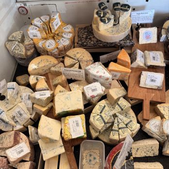 Sonoma Cheese Factory - Cheese Shops Near Me - Sonoma, California