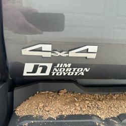 Jim Norton Toyota - Missing blackout 4x4.