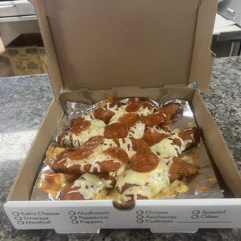 1A Pizza - Buffalo chicken , mozzarella, pepperoni - Pizza Near Me - Norwood, Massachusetts 1A Pizza - Buffalo chicken , mozzarella, pepperoni - Pizza Near Me - Norwood, Massachusetts