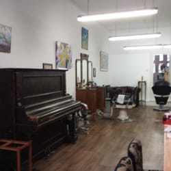Jett Black & Bleached Hair Architects - And a piano, for those impromptu sing a longs.