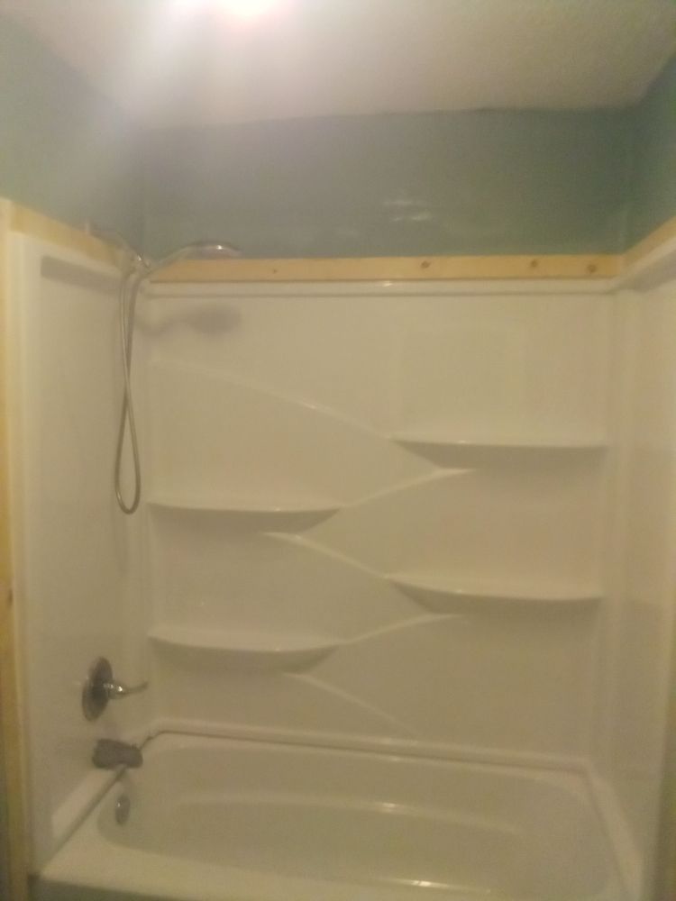 Slide of We Da Best Handyman & Roofing