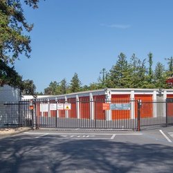 Public Storage