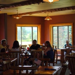 Maple River Pub