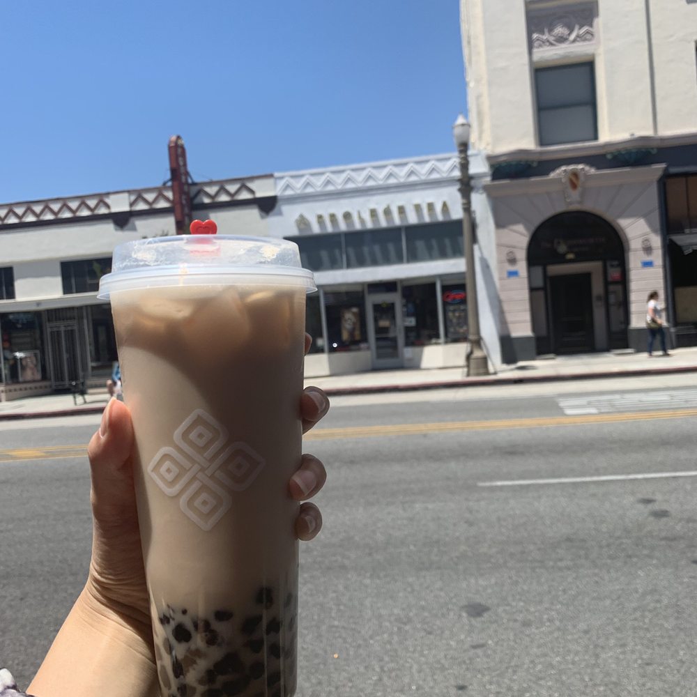 Prolece Tea - earl grey milk tea with pearls - Bubble Tea Near Me - Pasadena, California Prolece Tea - earl grey milk tea with pearls - Bubble Tea Near Me - Pasadena, California