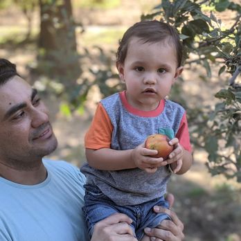 Riley's Farm - Fruits & Veggies Near Me - Oak Glen, California