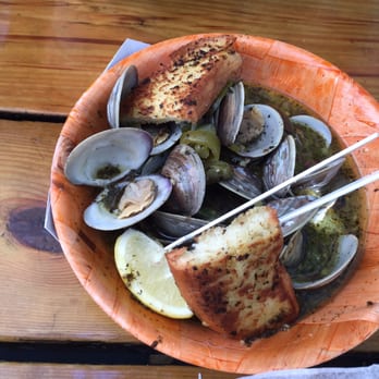 DJ's Clam Shack - Seafood Near Me - Key West, Florida
