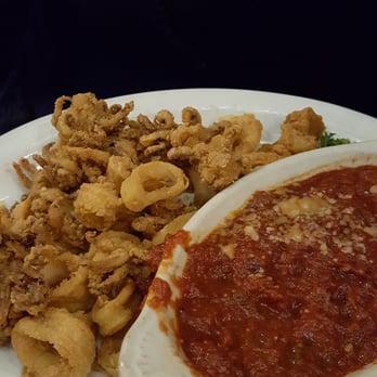 Willimantic Brewing Company - Fried calamari - Breweries Near Me - Willimantic, Connecticut Willimantic Brewing Company - Fried calamari - Breweries Near Me - Willimantic, Connecticut