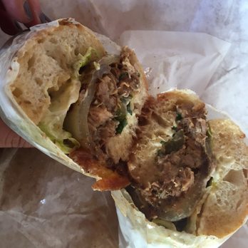 Un Bien - Amazing sandwich !! .. Caribbean roast - Cuban Near Me - Seattle, Washington