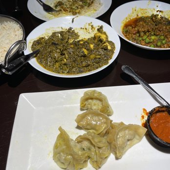 Himalayan Cafe - Chicken Momos, palak paneer, keema chicken - Indian Near Me - Renton, Washington