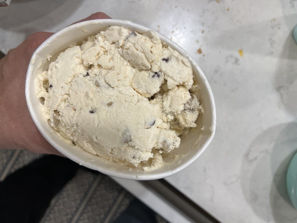 BASKINROBBINS Updated July 2024 10 Photos & 27 Reviews 2704