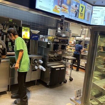 McDonald's - Inside - Fast Food Near Me - Vancouver, British Columbia