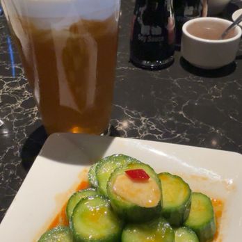 Din Tai Fung - Cucumber Salad and Sea Salt Cream Iced Teas - Dim Sum Near Me - Irvine, California