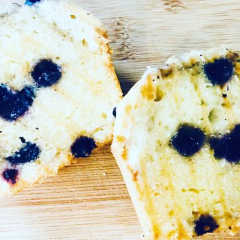 Beach Basket - Blueberry Muffin - Sandwiches Near Me - Ogunquit, Maine