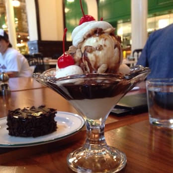1886 Cafe & Bakery - 1886 chocolate cake and hot fudge Sundae - American Near Me - Austin, Texas 1886 Cafe & Bakery - 1886 chocolate cake and hot fudge Sundae - American Near Me - Austin, Texas