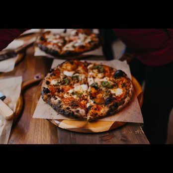 Love Life and Pizza - Food Trucks Near Me Love Life and Pizza - Food Trucks Near Me