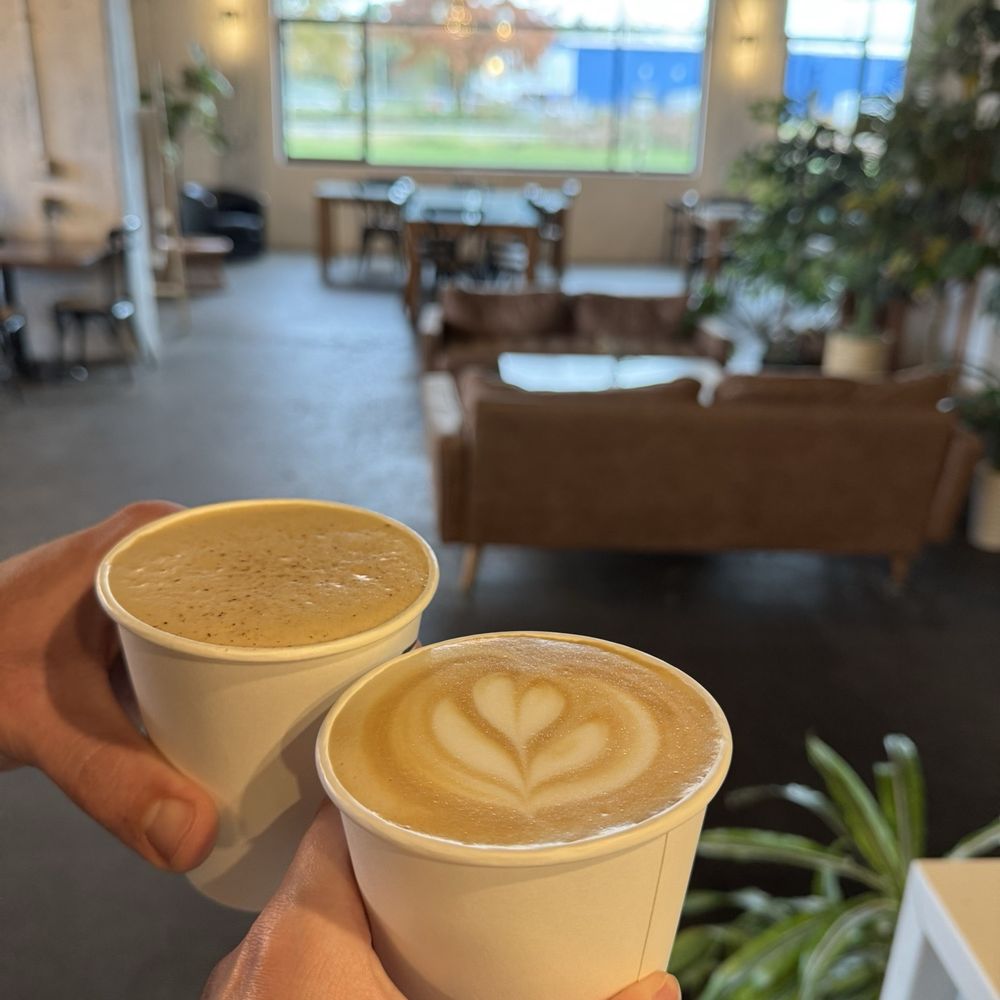 Brevede Coffee - Chai Tea Latte & Rose Latte - Coffee & Tea Near Me - Lexington, Kentucky