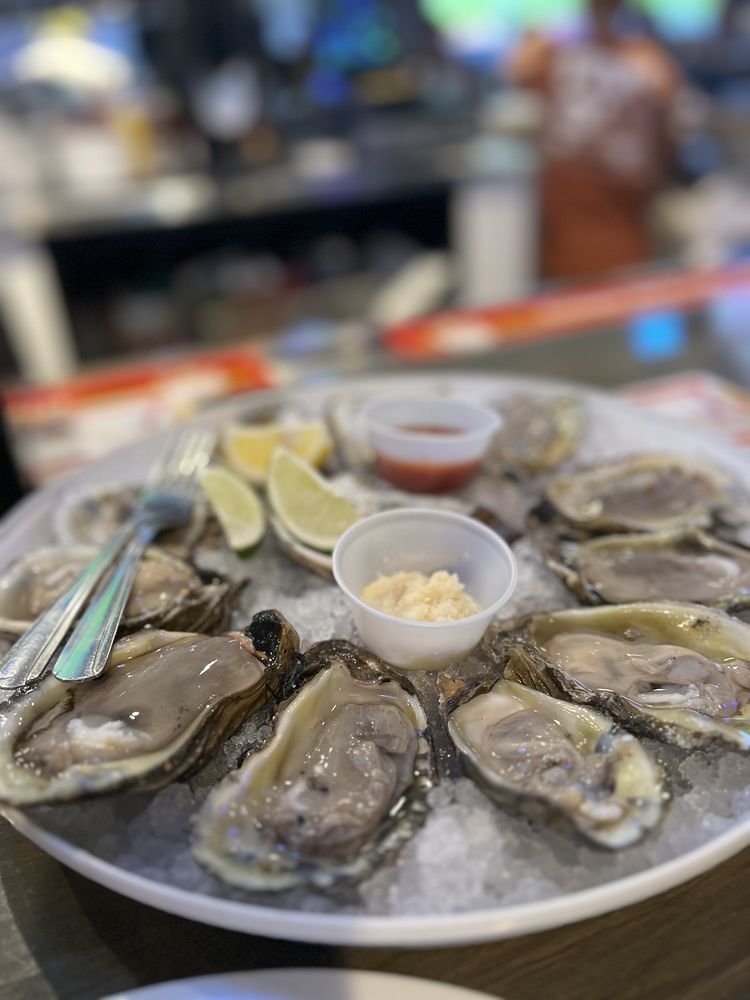 DECKHAND OYSTER BAR NORTH 308 Photos & 160 Reviews 701 W Louis