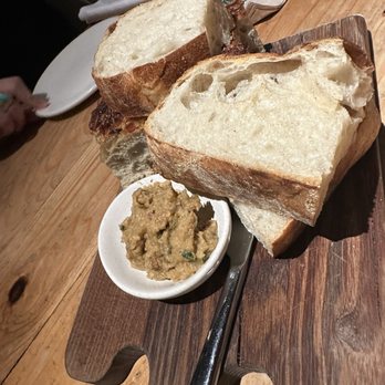 Vinny's on Windward - Italian Near Me - Alpharetta, Georgia