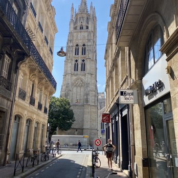 Cathédrale Saint-André - Side tower - Churches Near Me - Bordeaux, 33