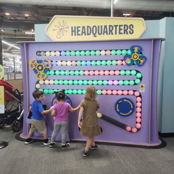 Discovery Cube Los Angeles - Great way to practice team work and fun way to learn cause and effect. - Educational Services Near Me - Sylmar, California